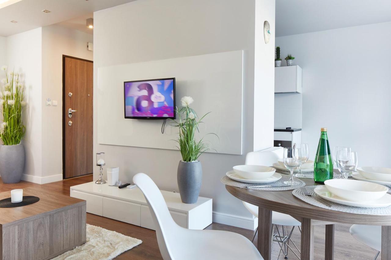 Wronia Business Residence Varsó Kültér fotó
