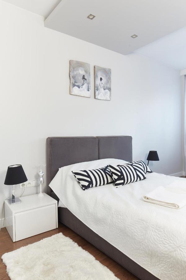 Wronia Business Residence Varsó Kültér fotó